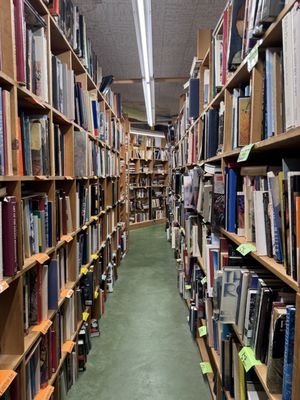 Chamblin Bookmine by null