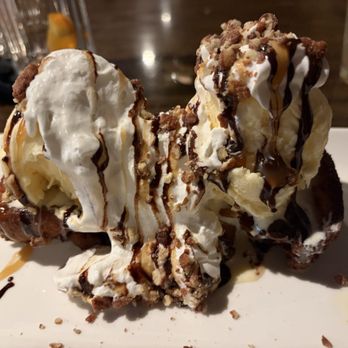 Blast & Brew - Bread pudding with vanilla ice cream! Yum :) - New American Near Me - Pismo Beach, California Blast & Brew - Bread pudding with vanilla ice cream! Yum :) - New American Near Me - Pismo Beach, California