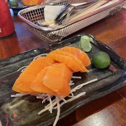 Sandaime - Salmon Sashimi