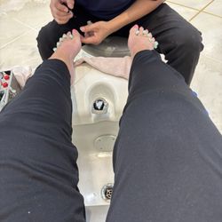 Posh Nail Bar - Painting