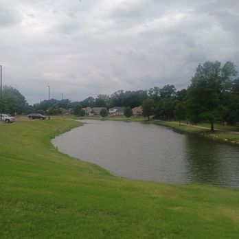 Appling Lake Park - Parks Near Me - Bartlett, Tennessee Appling Lake Park - Parks Near Me - Bartlett, Tennessee