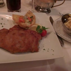 Restaurant Schwanen - Kalbsschnitzel mit Pommes