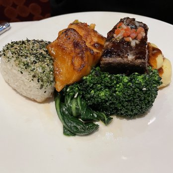 Roy's Restaurant - Combo - Seafood Near Me - Anaheim, California