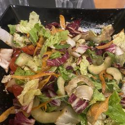 I ordered a salad. It tasted old and I do not recommend. I had to add salt/pepper and it still tasted bad. The service was HORRIBLE. I ordered a salad. It tasted old and I do not recommend. I had to add salt/pepper and it still tasted bad. The service was HORRIBLE.