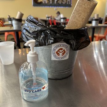 Crab & Catfish - Table set up - Seafood Near Me - Broken Arrow, Oklahoma Crab & Catfish - Table set up - Seafood Near Me - Broken Arrow, Oklahoma