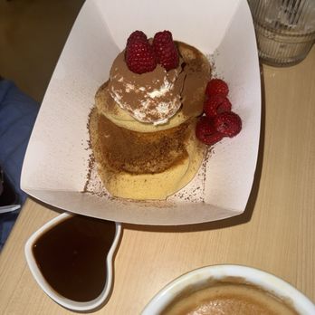 Fluffy Fluffy - Tiramisu Pancake - Breakfast & Brunch Near Me - Miami, Florida