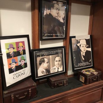 Capone's Dinner & Show - American Near Me - Orlando, Florida