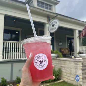 1914 Coffee House - Texas Hurricane - Lotus Plant Based Energy Drink - Coffee & Tea Near Me - Temple, Texas