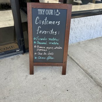 El Cafe - Coffee & Tea Near Me - East Islip, New York