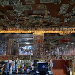 Stoney's Grub and Pub - Be sure and sign a dollar bill and staple it to the roof.