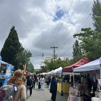 Fremont Sunday Market - Farmers Market Near Me - Seattle, Washington Fremont Sunday Market - Farmers Market Near Me - Seattle, Washington
