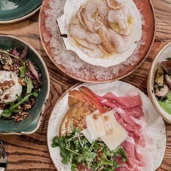 Giulia - Italian Near Me - Cambridge, Massachusetts