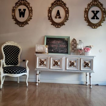 Le Wax Boutique - Super cute decor ! - Waxing Near Me - San Diego, California Le Wax Boutique - Super cute decor ! - Waxing Near Me - San Diego, California