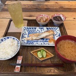 Set meal with salmon belly