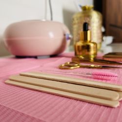 Le Petit Spa Boutique - Brow wax station