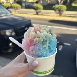Gus Hawaiian Shave Ice - Guava, birthday cake, blue Hawaiian with coconut sweet cream