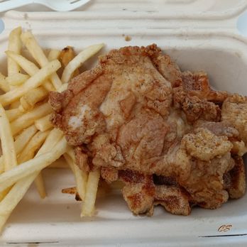 The Waffle Roost - Chicken w/waffle and fries - Food Trucks Near Me