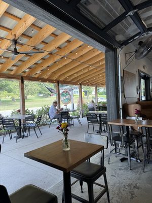 Social Eats Café by null