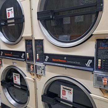 Vicente Laundromat - Broken-down dryers - Laundromat Near Me - San Francisco, California Vicente Laundromat - Broken-down dryers - Laundromat Near Me - San Francisco, California