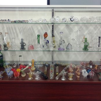 Paradox - Mini Rigs and Bubbler Case, Plus Critter Pipes! - Vape Shops Near Me - Woodburn, Oregon Paradox - Mini Rigs and Bubbler Case, Plus Critter Pipes! - Vape Shops Near Me - Woodburn, Oregon