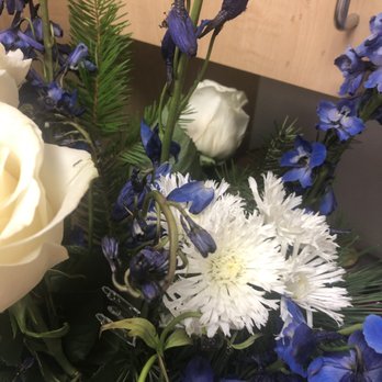 Flowers by Roberta - Florists Near Me - Midlothian, Texas