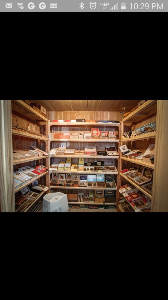 BRAND X LIQUOR Updated June 2024 41740 Ivy St, Murrieta, California