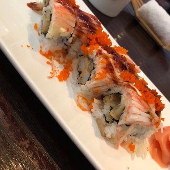 Isohama - crispy rock shrimp roll - Japanese Near Me - New York, New York