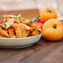 Mangia Mangia Mobile - Rigatoni Bolognese