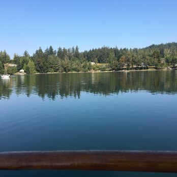 Telegraph Harbour Marina - Early morning calm just after sunrise where the only sounds are the awakening birds. - Marinas Near Me - Thetis Island, British Columbia Telegraph Harbour Marina - Early morning calm just after sunrise where the only sounds are the awakening birds. - Marinas Near Me - Thetis Island, British Columbia