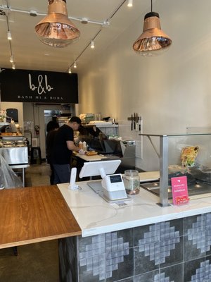 b&b | Banh Mi & Boba by null