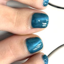 Get Nailed - Cat eye pedi gel