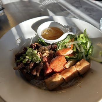 Lê Madeline - Bún Đặc Biệt - Vietnamese Near Me - Quincy, Massachusetts