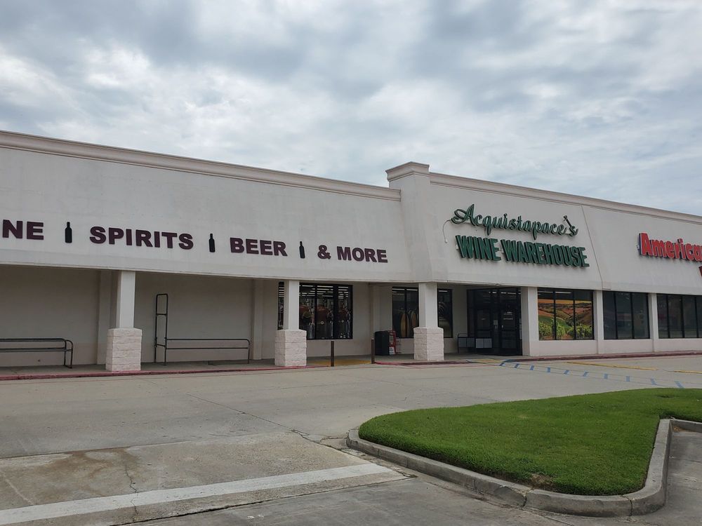 Slidell Wine Warehouse Logo