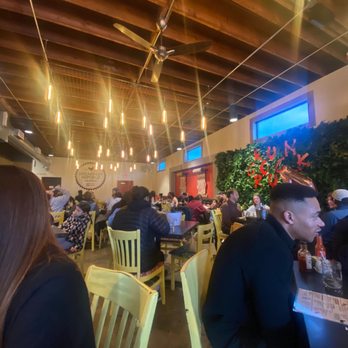 Breakfast Republic - Breakfast & Brunch Near Me - Costa Mesa, California