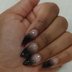 Polished Nail Studio - Halloween nails