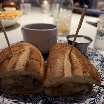 The Hampton Social - Streeterville - ribeye sandwich - New American Near Me - Chicago, Illinois