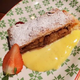 Apple strudel with housemade sauce Apple strudel with housemade sauce