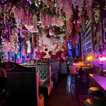 Cantina Tequila - Walkway and booths to the back - Mexican Near Me - Henderson, Nevada