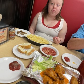 Aromas - A lot of food - Pizza Near Me - Murells Inlet, South Carolina