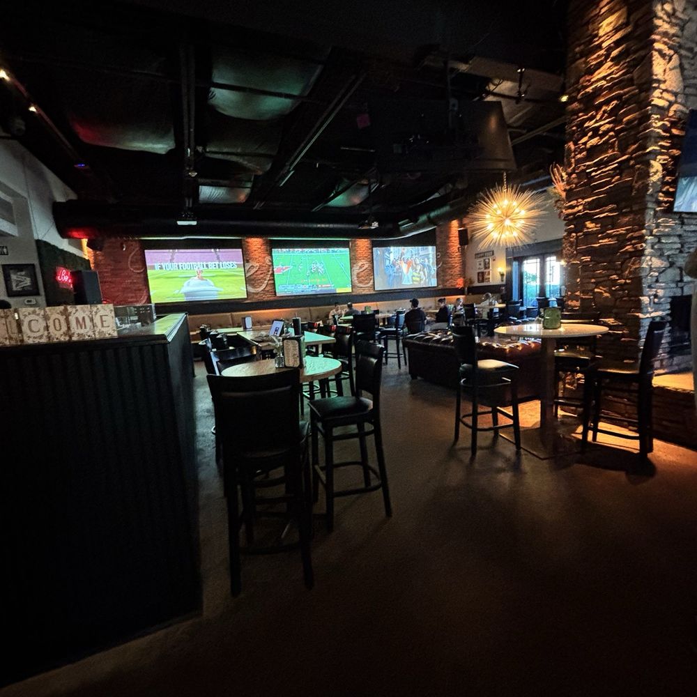 River and Henley - Interior - New American Near Me - New Milford, New Jersey River and Henley - Interior - New American Near Me - New Milford, New Jersey