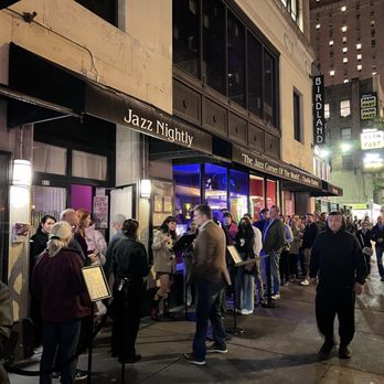 Birdland - Outside @teeeeeeeeeeem - Jazz & Blues Near Me - New York, New York