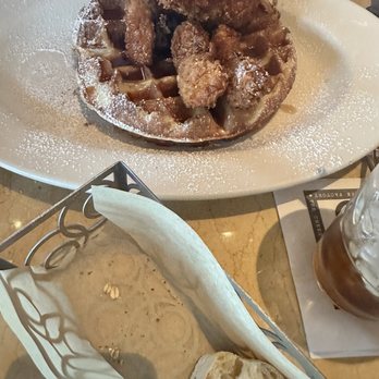 The Cheesecake Factory - Chicken and Fried Chicken & Waffles - Desserts Near Me - Nashville, Tennessee The Cheesecake Factory - Chicken and Fried Chicken & Waffles - Desserts Near Me - Nashville, Tennessee