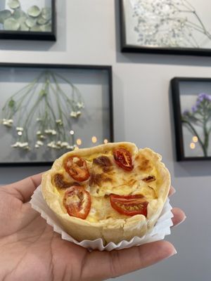 Cafe Terrace/shindangdong(신당동왕김밥) Kimbap roll by null