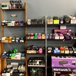 MockingBird Music - New and used pedals in stock.