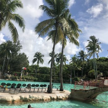 Venetian Pool - Swimming Pools Near Me - Coral Gables, Florida Venetian Pool - Swimming Pools Near Me - Coral Gables, Florida