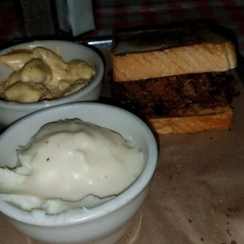 Stubb's Bar-B-Q - Chopped beef sandwich on toasted bread. Mac n cheese and mashed potatoes with gravy. - Barbeque Near Me - Austin, Texas Stubb's Bar-B-Q - Chopped beef sandwich on toasted bread. Mac n cheese and mashed potatoes with gravy. - Barbeque Near Me - Austin, Texas