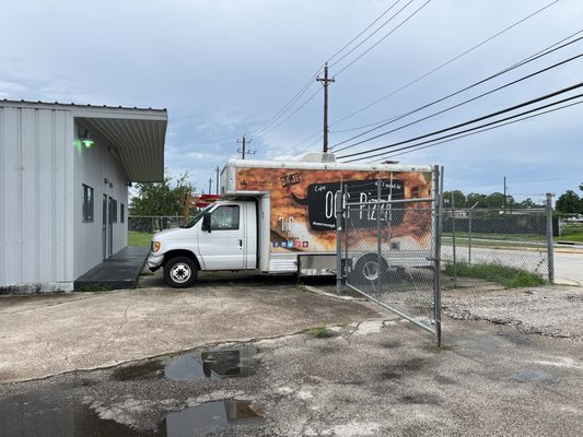 Org Pizza Garden & Bakery by null