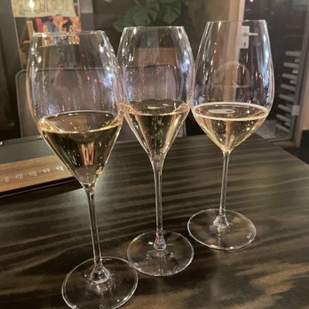 Bubbles & Wines Wine & Champagnebar - Wine Bars Near Me - Amsterdam, New Hampshire Bubbles & Wines Wine & Champagnebar - Wine Bars Near Me - Amsterdam, New Hampshire