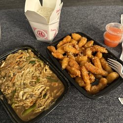 Asia Wok - Moo shu pork, without the pork. Honey Chicken, extra crispy