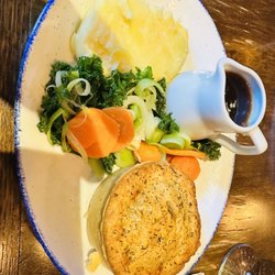 The Duchess of Cambridge - Chicken and ham pie with mash